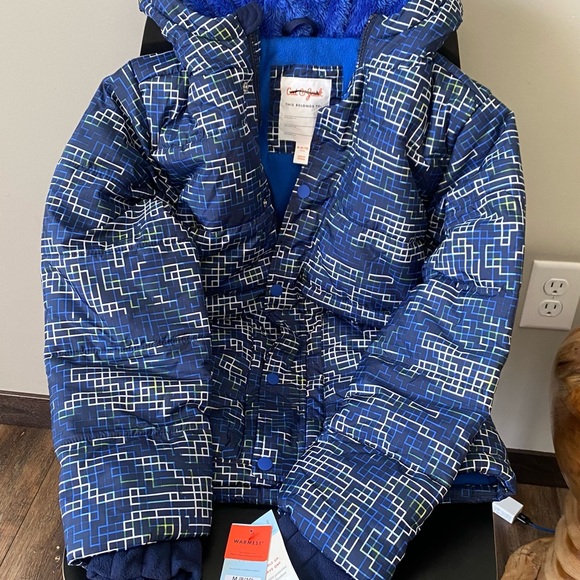 Boys winter jacket - Picture 1 of 6